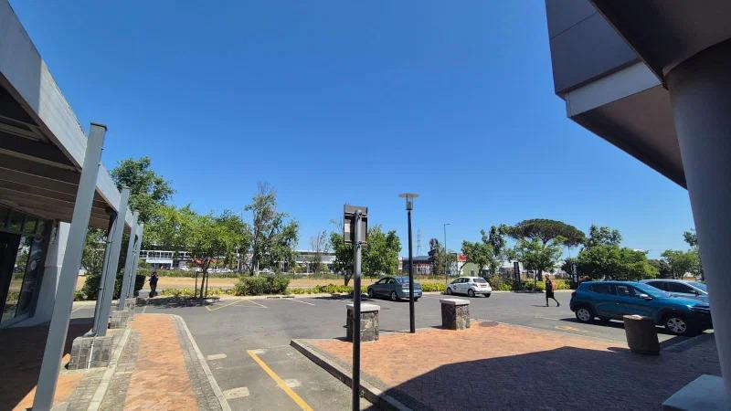 To Let Commercial Property for Rent in Somerset West Western Cape